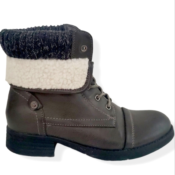 #500 Gray Fur Lined Fulled Over Moto Ankle Combat Boots Water Proof Size 6 - Picture 1 of 7